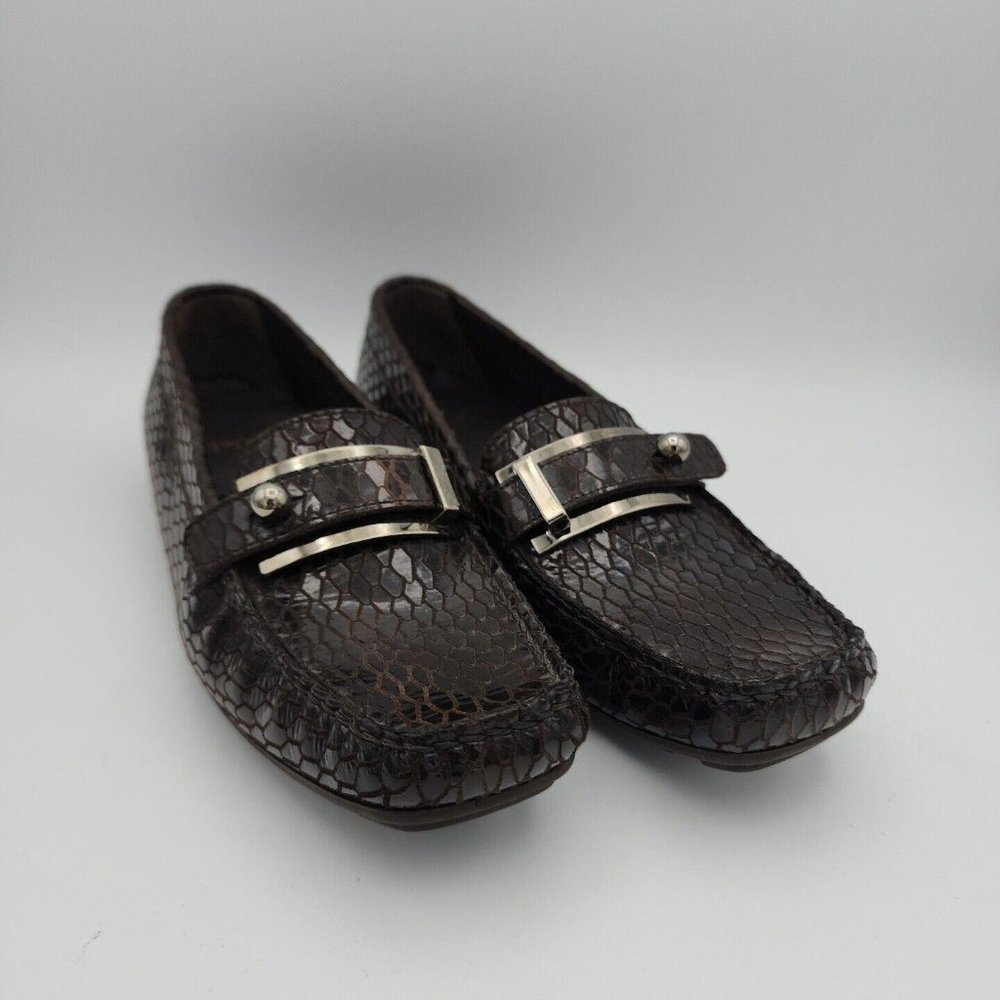 Stuart Weitzman Womens Croc Embossed Patent Leather Loafers Dark Brown Size 5.5